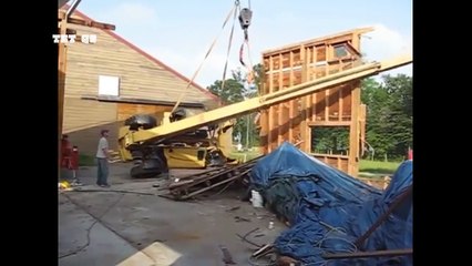 02.incredibile Extreme CAT Excavator Truck Fails Operator
