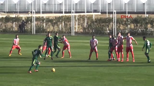 Bursaspor Sert Geçen Hazırlık Maçında Skenderbeu'yu 3-0 Yendi
