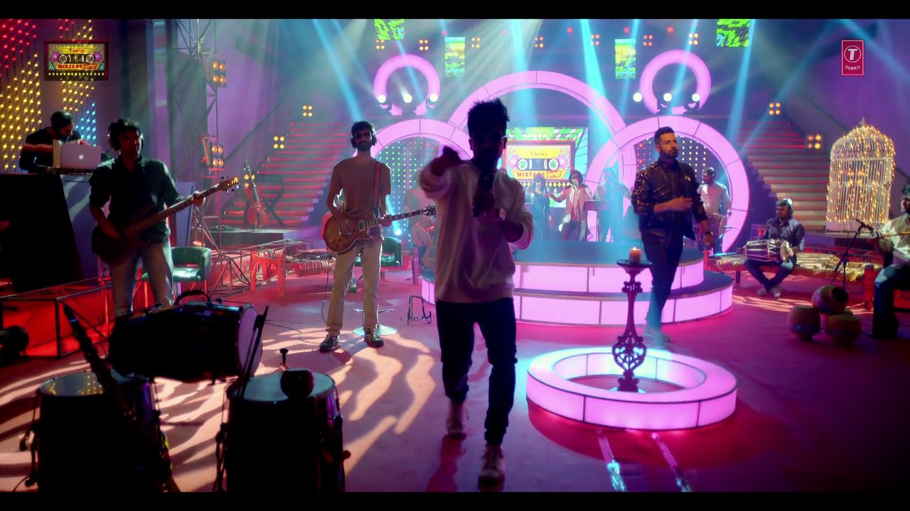 Car Nachdi Hornn Blow (Video) Mixtape Punjabi  Gippy Grewal ,Harrdy Sandhu & Neha Kakkar