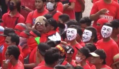 Konflik Malaysia, Merah dan Kuning Berunjuk Rasa