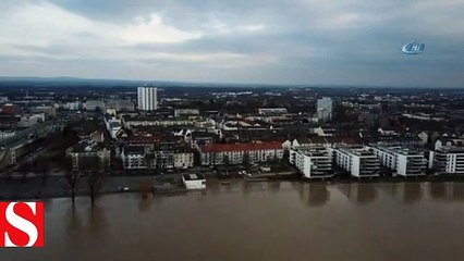 Almanya’da Ren Nehri taştı