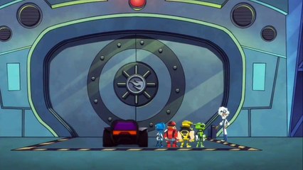 Family CHRGD: Team Hot Wheels: Build the Epic Race Promo (2016)