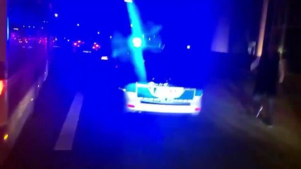 Moslem Gang Mocking German Police