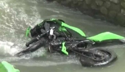 Tabrak Pembatas, Dua Orang Pengendara Motor Tewas