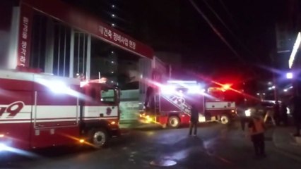 서울 목동 아파트 공사 현장 불...20분 만에 진화 / YTN