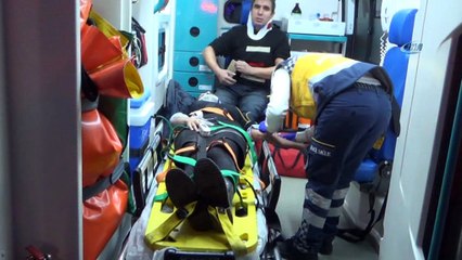 Yolcu midibüsü su kanalına uçtu: 3 yaralı