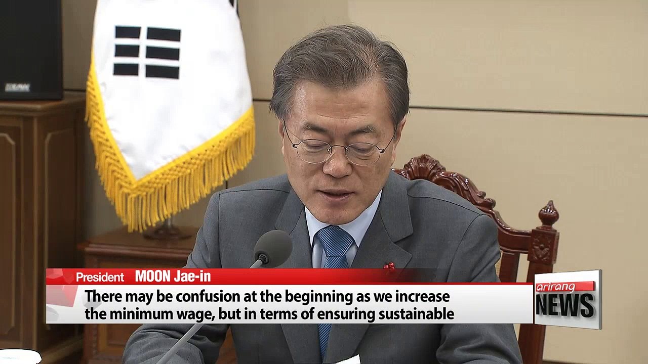 Pres. Moon stresses need for higher wages, asks for measures to handle side effects