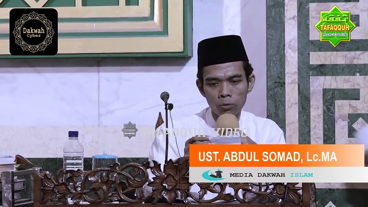 Tanya Jawab Ustadz Abdul Somad - Haruskah Menjawab Salam Saat Sholat