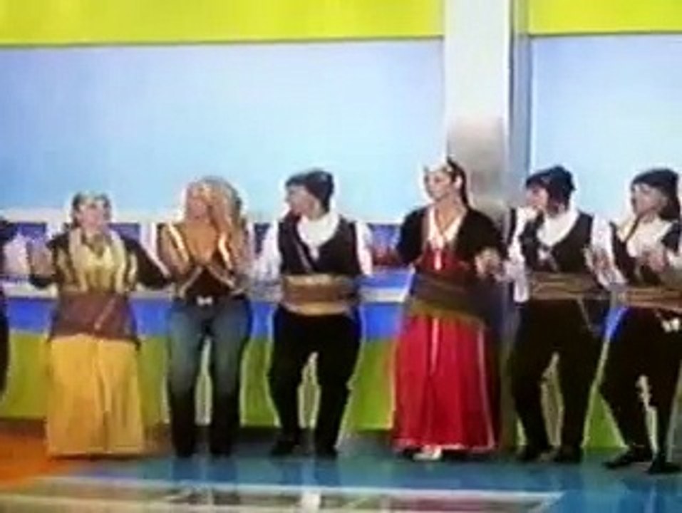 ΣΠΑΝΙΟ ΒΙΝΤΕΟ !!!! Η Νατάσα Θεοδωρίδου χορεύει ποντιακά