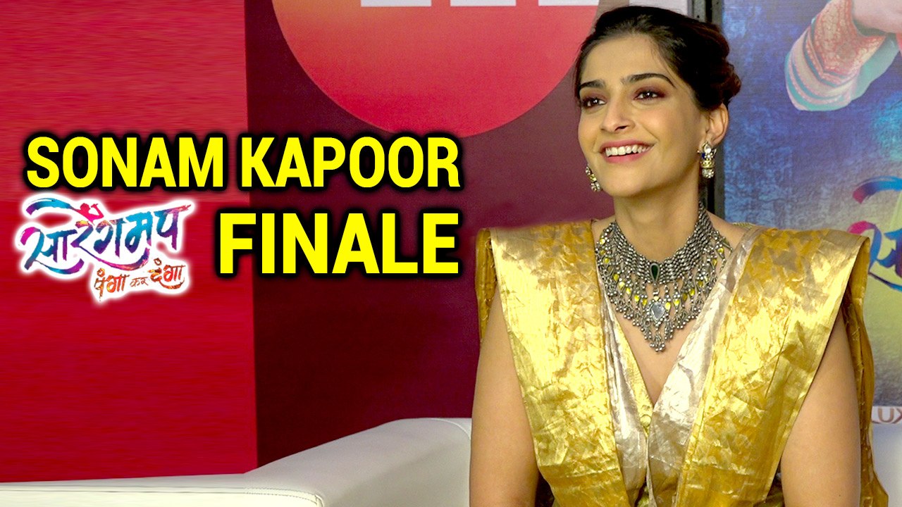 Sonam Kapoor At Grand Finale Of Zee Marathi’s Reality Show ‘Sa Re Ga Ma Pa’ | Padman