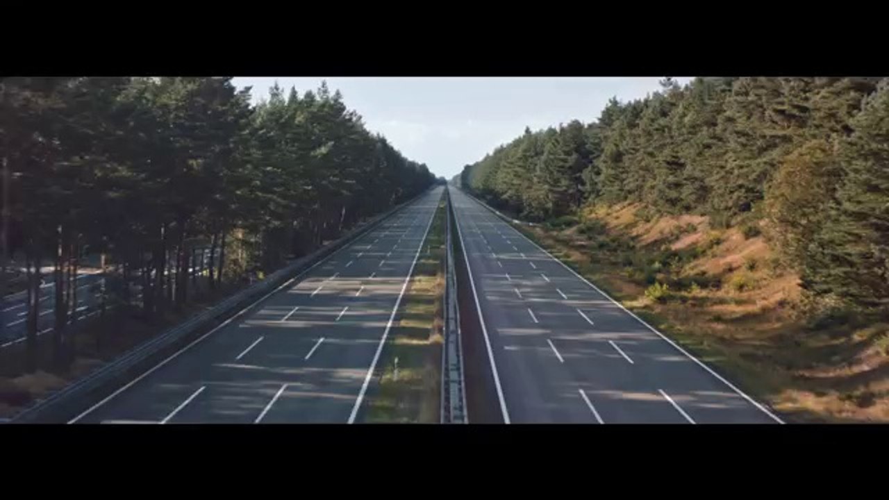 BUGATTI Chiron 0-400-0 km-h in 42 seconds – A WORLD RECORD #IAA2017