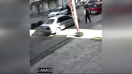 Başkent'te Sürücülerin Kavgası Güvenlik Kamerasına Yansıdı