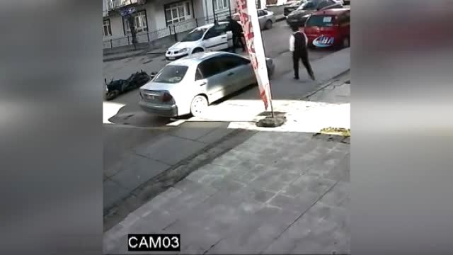 Başkent'te Sürücülerin Kavgası Güvenlik Kamerasına Yansıdı