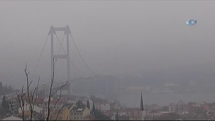 İstanbul'da Etkili Olan Sis Kartpostallık Görüntüler Oluşturdu