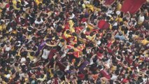 Miles de filipinos celebran la Fiesta del Nazareno Negro en Manila