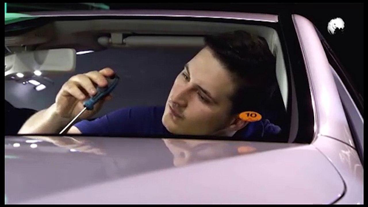 Dépose du module d'affichage Type 213