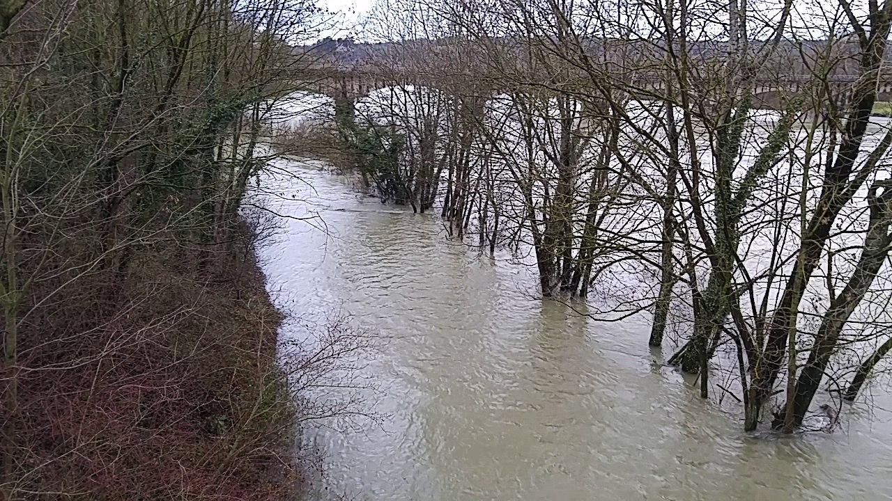 Crue de l'Ain - Pont d'Ain - 4 janvier 2018 -