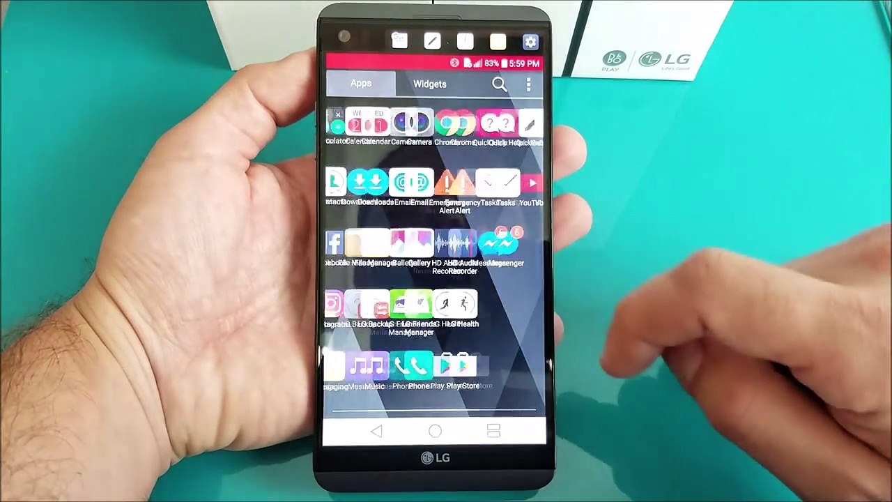 LG V20 Unboxing | Hands on First Impression