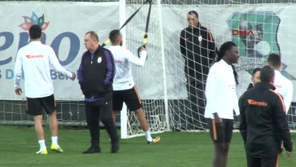 Galatasaray Günü Çift Antrenmanla Tamamladı