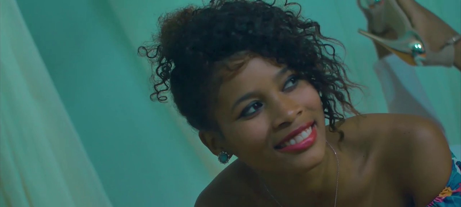 ZURELE    -     Ambesako anao      (Gasy HD 2018)