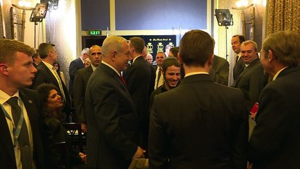 Netanyahu, en apuros por palabras de su hijo al salir de un club