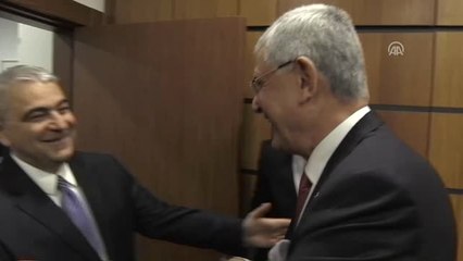 Volkan Bozkır: "Türkiye'de Bizim Kalbimiz Hep Kıbrıs İçin Atar"