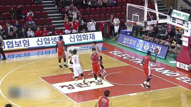 SK, 3점슛 13개로 전자랜드 5연승 저지 / YTN