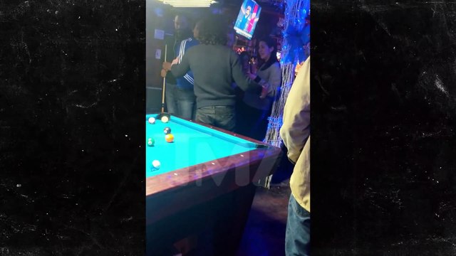 Complètement ivre, Kit Harrington (Jon Snow) se fait virer d'un bar