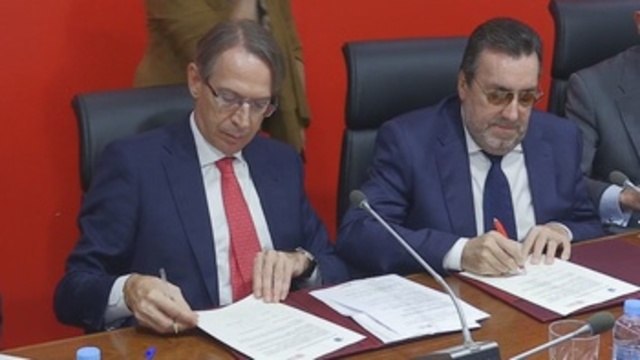 Un acuerdo con ONCE facilitará la formación de becarios con discapacidad por parte de la Agencia EFE