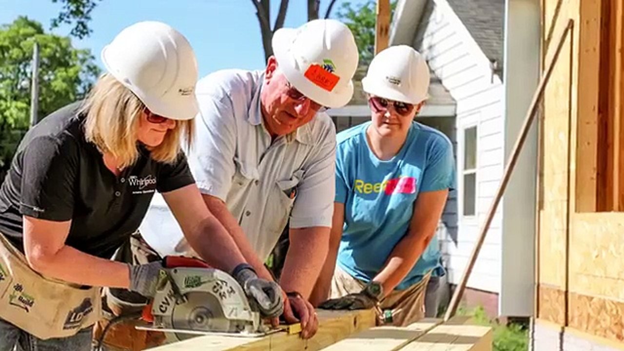 Whirlpool Corporation’s Global Habitat Build Honors the 13-year Tenure of Former CEO Jeff Fettig | Whirlpool Corporation