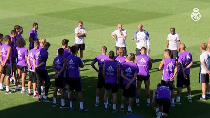 Ball work and physical training in preparation for the start of La Liga