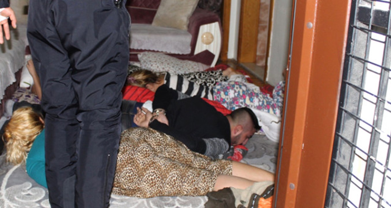 Denizli'de Drone Kamera Destekli Şafak Operasyonu: Uyuşturucu Baronu Dahil 14 Gözaltı