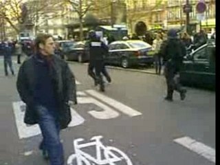 Manifestation - Extrême Droite vs. Extrême Gauche Partie 3