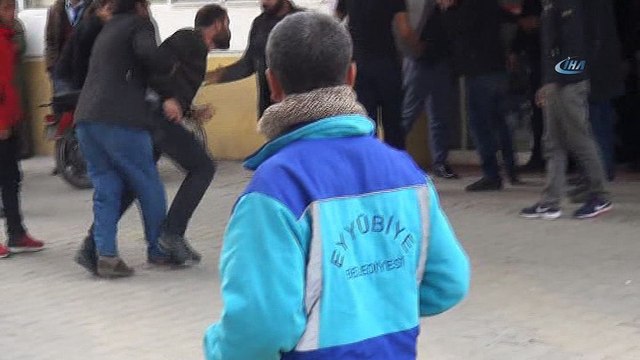 Komşuların kavgasında kan aktı: 1 ölü... Hastanede bıçaklı şahıs paniği