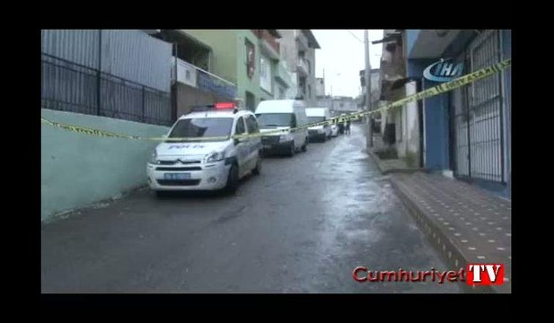 Cezaevi firarisini kovalayan polis kendi silahıyla vuruldu