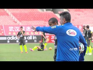 Seleção Olímpica conhece palco da estréia na China