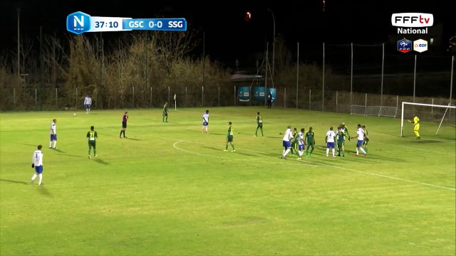 Coup franc bien repris de la tête !