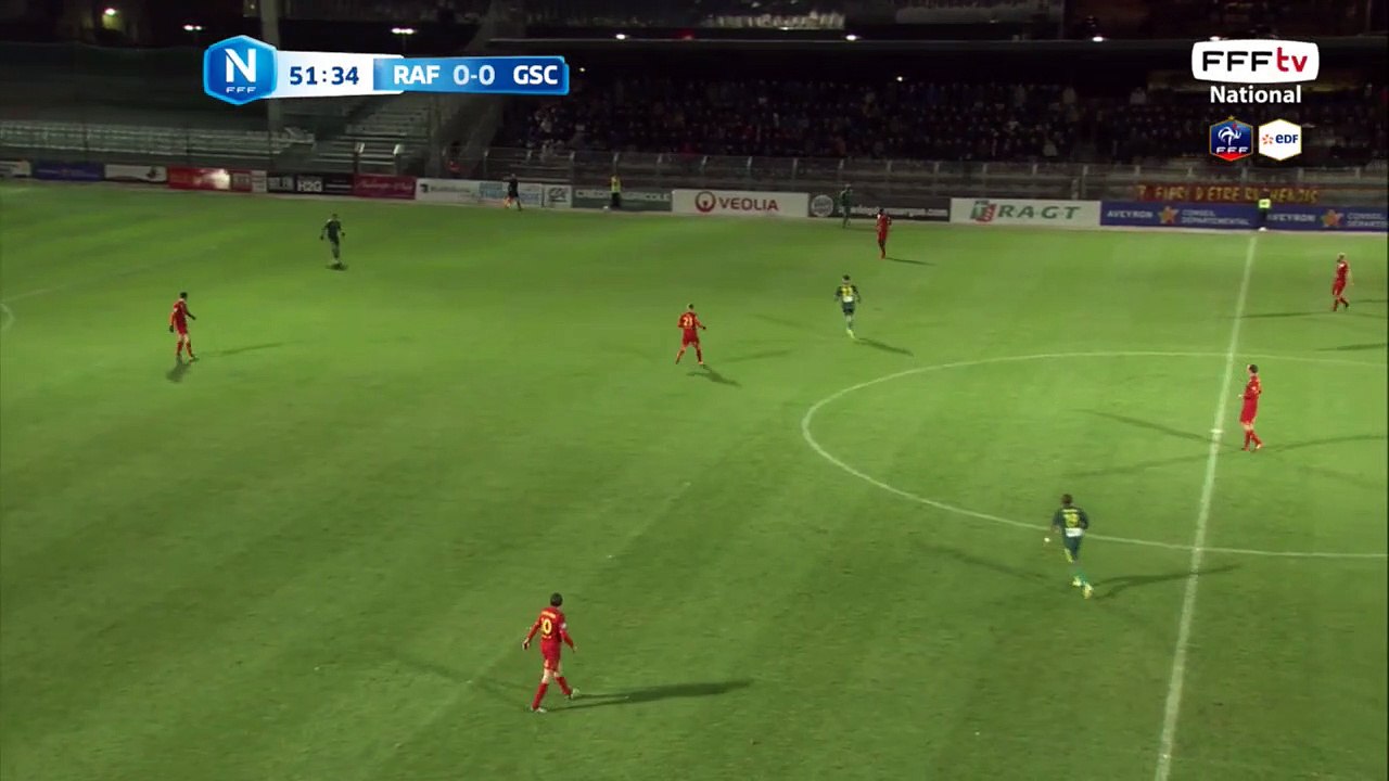 Superbe passe en profondeur