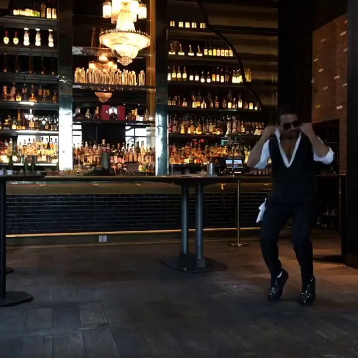 Nusret'ten halay şov