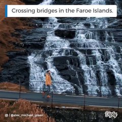 Un endroit époustouflant à flan de montagne sur les îles Féroé...