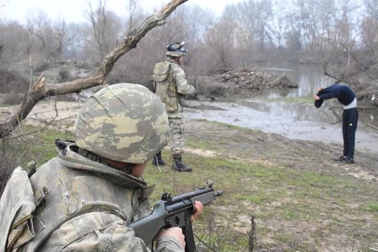 Edirne Hudut Kartalları, 1 Yılda 20 Bin Kaçak Yakaladı 1
