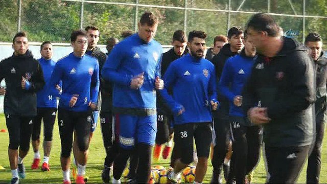 Levent Açıkgöz: “Yeni transferlerimizle Gençlerbirliği maçına en iyi şekilde hazırlanıyoruz”