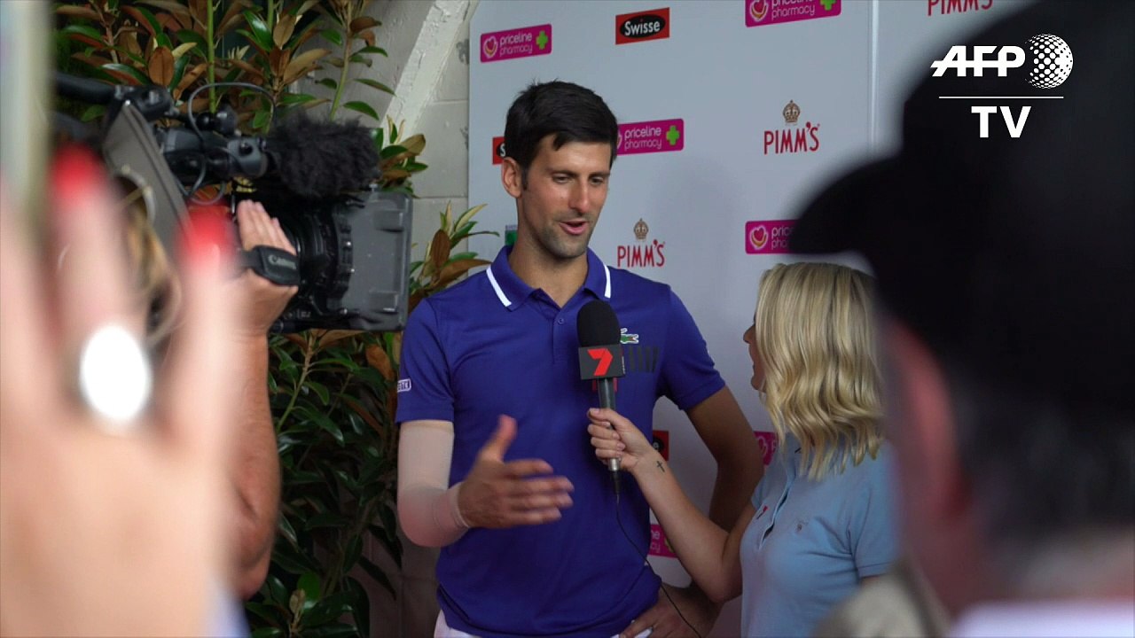 Djokovic "très, très heureux" après le 1er match de l'année