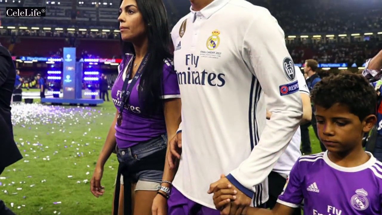 Cristiano Ronaldo celebrates on pitch with gorgeous girlfriend Georgina Rodriguez