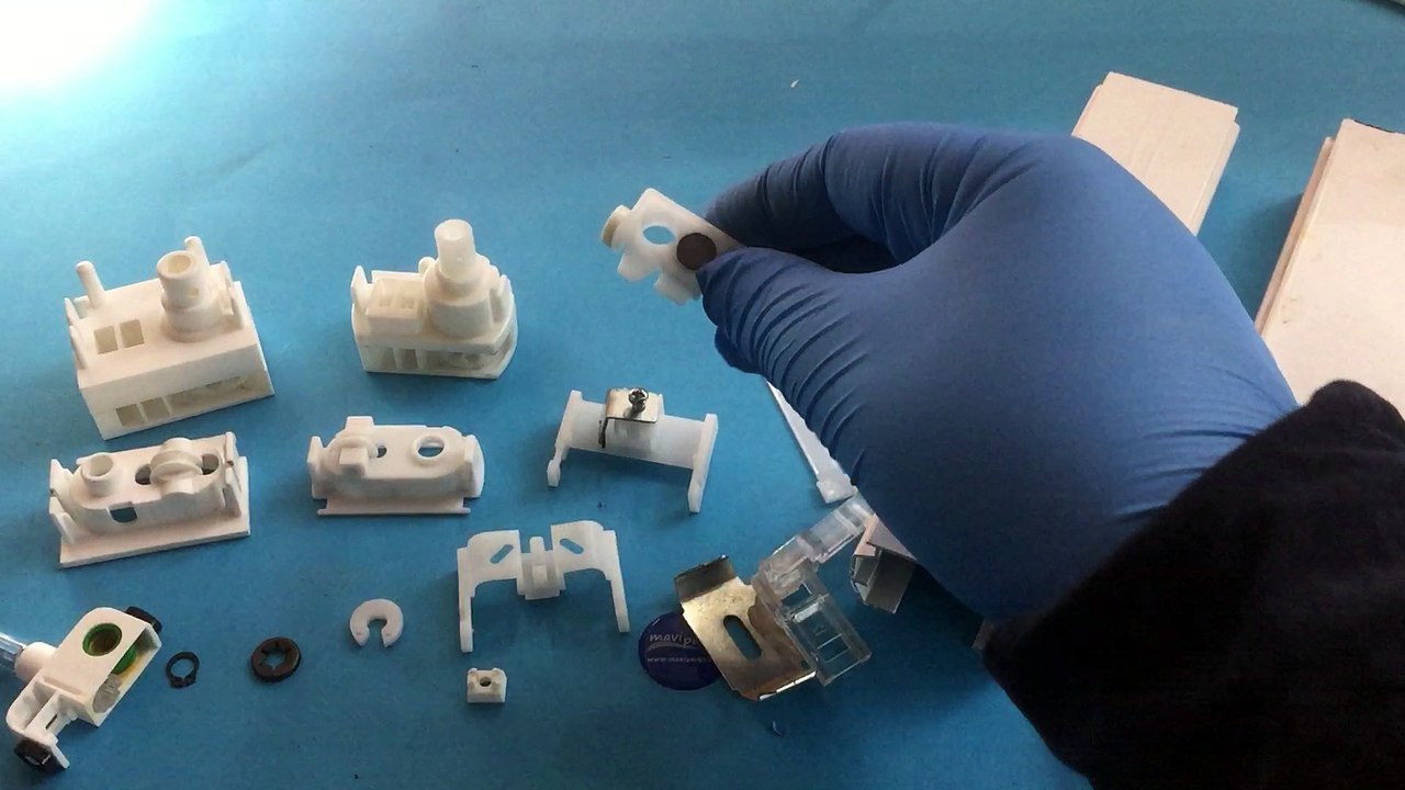 DPY0013-Maviperde-Dikey Perde Taşıyıcı Mıknatıslı