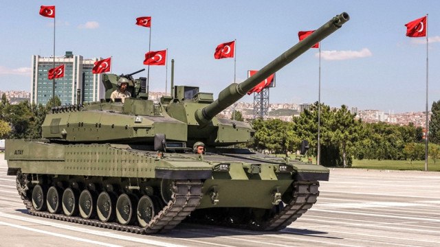 Bakan Canikli: Altay Tankı, 2019 Sonu 2020 Başında Seri Üretime Başlayacak