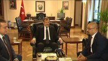 Başbakan Yardımcısı Çavuşoğlu, Türkiye Foto Muhabirleri Derneği heyetini kabul etti