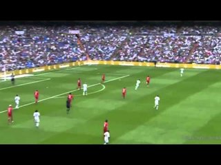 Roberto Carlos Fantasztikus passza - Real Madrid vs Liverpool Jótékonysági meccsen