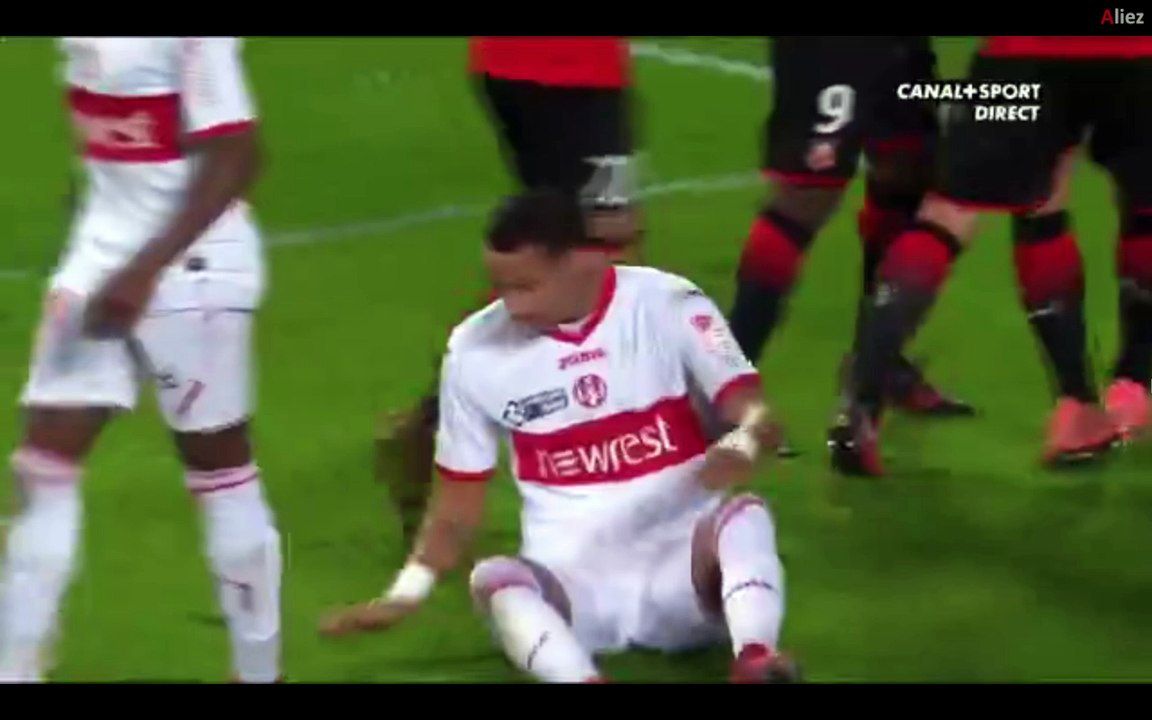 Wahbi khazri à l'origine du but de Rennes vs Toulouse
