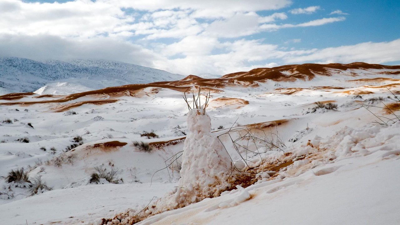 The Sahara desert was covered in over a foot of snow